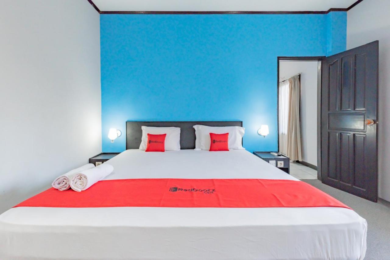 מלון Reddoorz Near Plaza Balikpapan מראה חיצוני תמונה