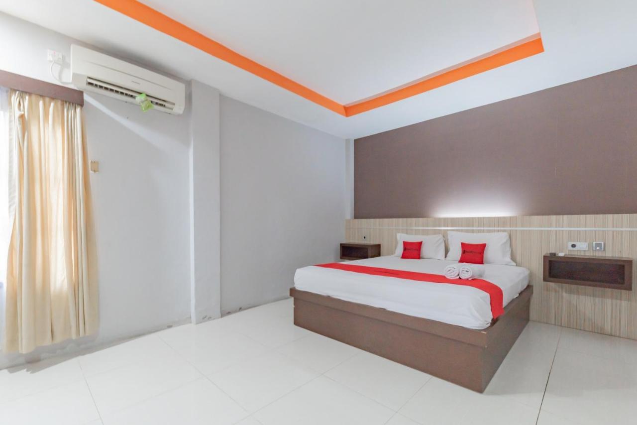 מלון Reddoorz Near Plaza Balikpapan מראה חיצוני תמונה