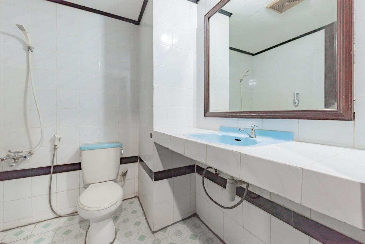 מלון Reddoorz Near Plaza Balikpapan מראה חיצוני תמונה