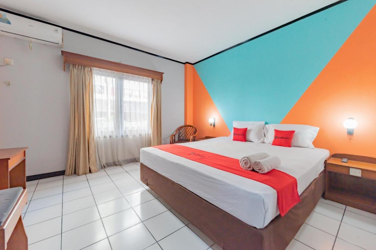 מלון Reddoorz Near Plaza Balikpapan מראה חיצוני תמונה