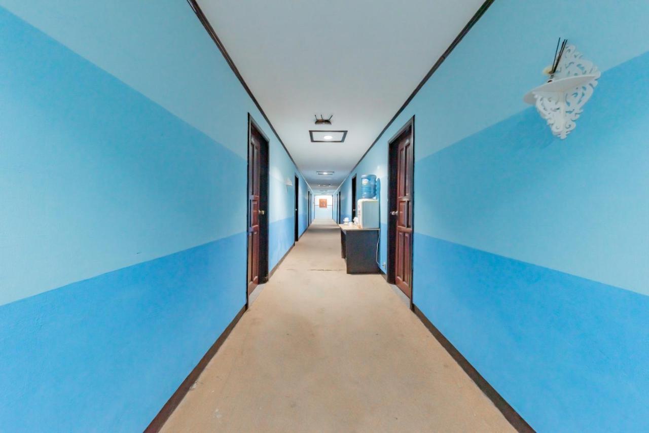 מלון Reddoorz Near Plaza Balikpapan מראה חיצוני תמונה