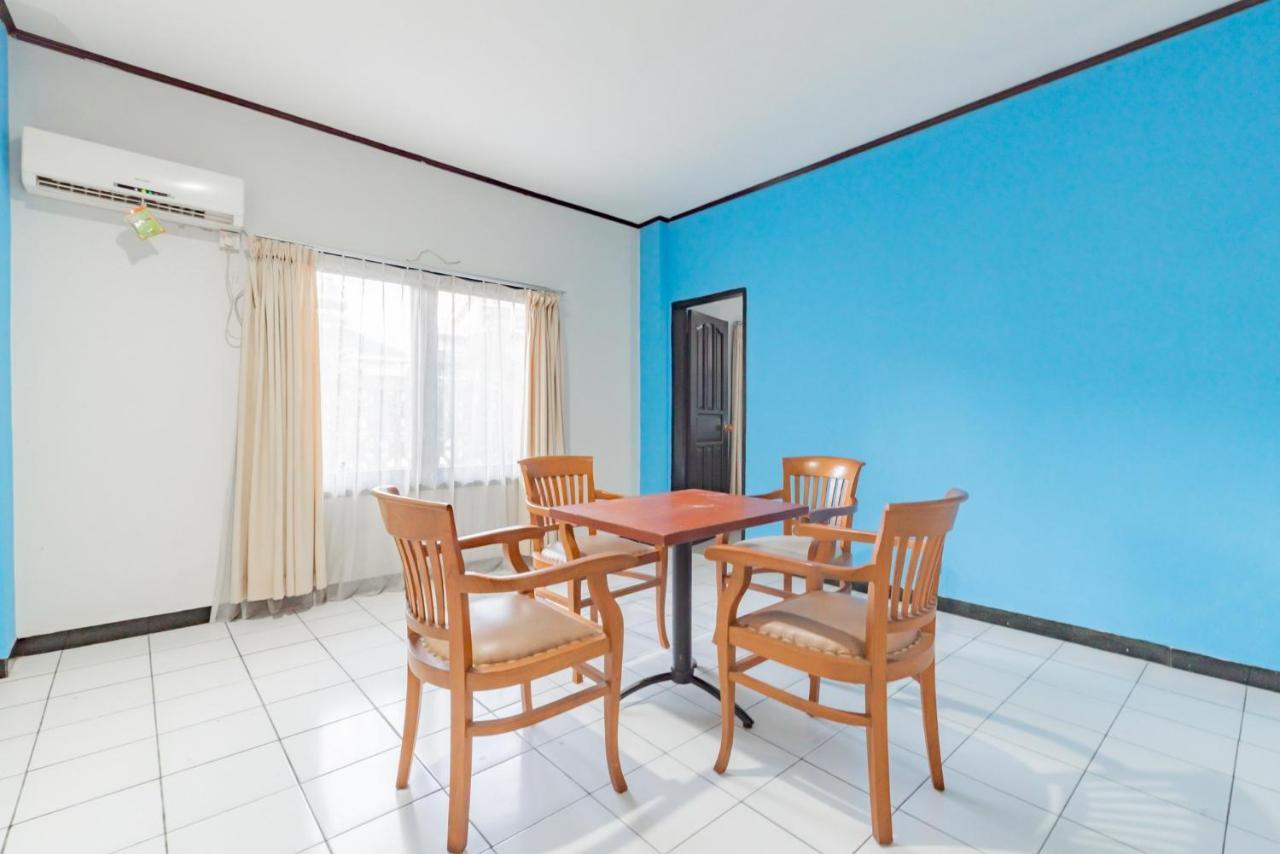 מלון Reddoorz Near Plaza Balikpapan מראה חיצוני תמונה