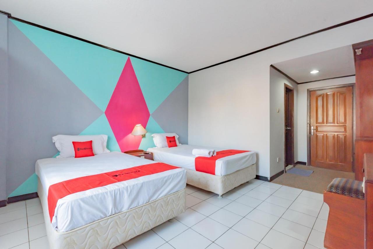 מלון Reddoorz Near Plaza Balikpapan מראה חיצוני תמונה